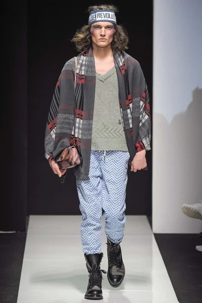 Look 21